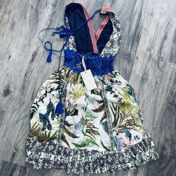 Chelsea & Violet Floral Crepe Lace Empire Waist HalterFlare Dress v neck low cut - Picture 3 of 8